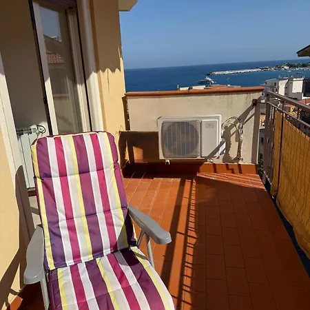 Heliomar Naxos - Your Balcony On The Sea Apartment Giardini Naxos